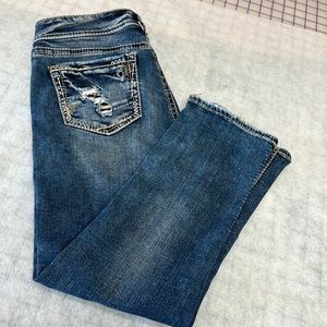 Silver Elyse Capri jeans. 27 x 22.5